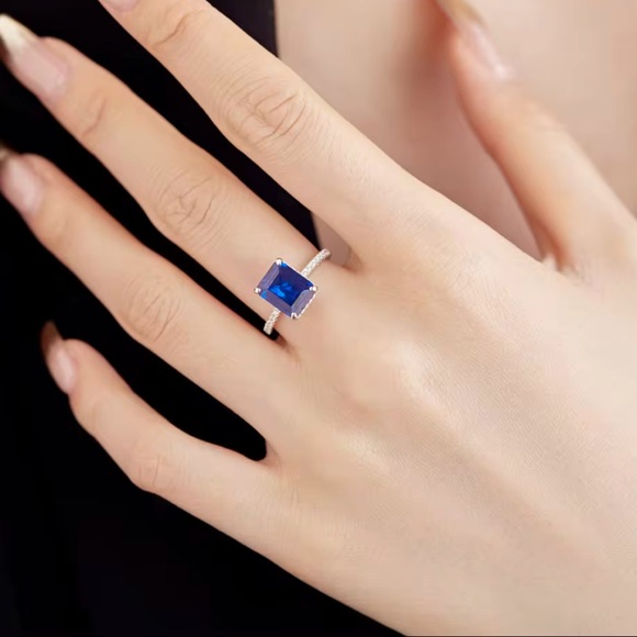 S925 Sterling Silver Radiant Cut Blue Vintage Cubic Zirconia Ring - Picture 10 of 12